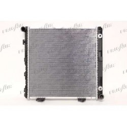 0106.2076 Radiatore acqua motore MERCEDES Tre volumi 1984_1993