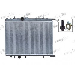 0103.3060 Radiatore acqua motore PEUGEOT 307 SW 2002_