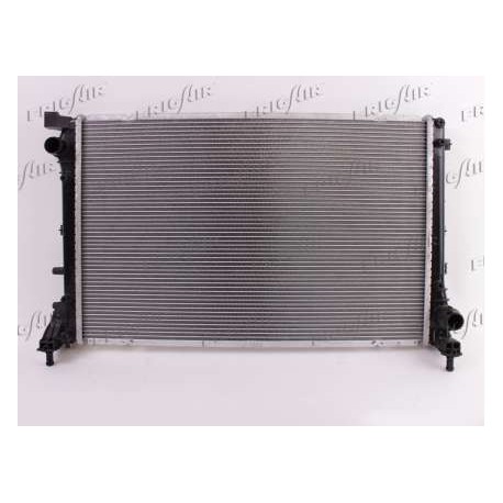 0104.3176 Radiatore acqua motore FIAT 500 2007_